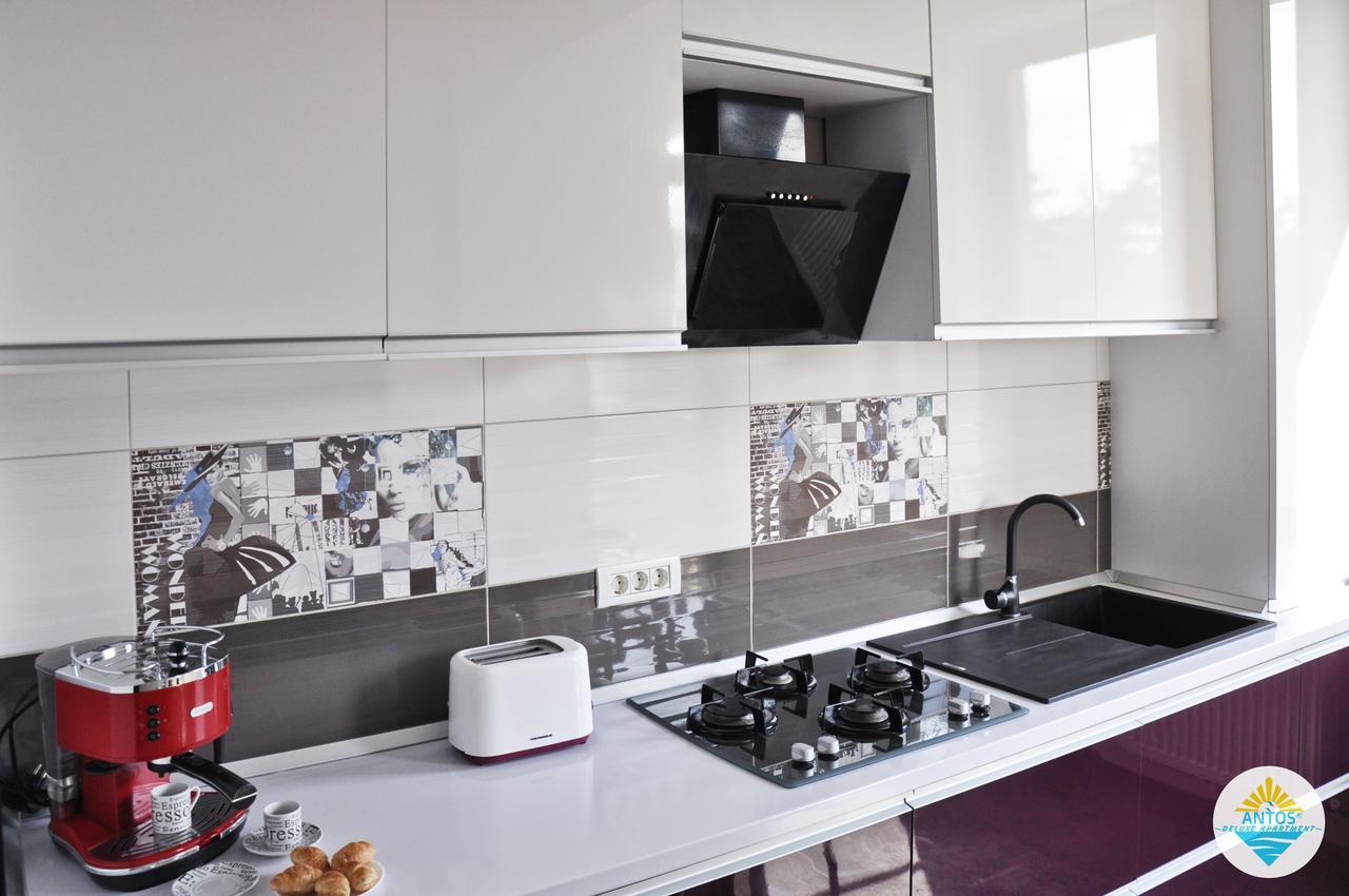 Antos Deluxe Apartment Constanţa Eksteriør billede